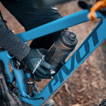 Twist 800 Trinkflasche + Bike Base