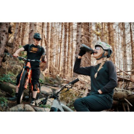 Twist 750 Compact Trinkflasche + Bike Base