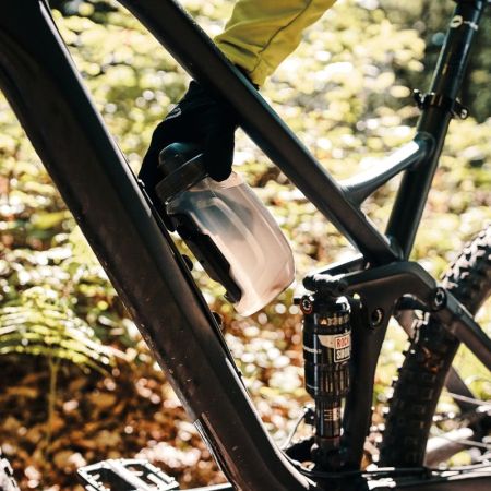 Twist 450 Trinkflasche + Bike Base