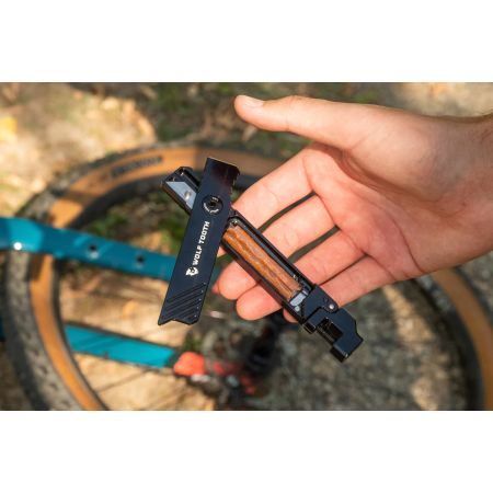8-Bit Chainbreaker + Utility Knife Taschenwerkzeug